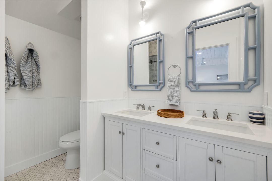 24 Beach Homes, Captiva, FL 33924