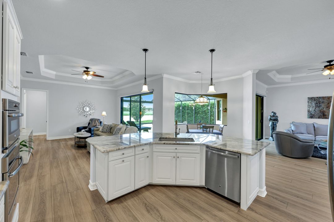 28613 Lisburn Ct, Bonita Springs, FL 34135