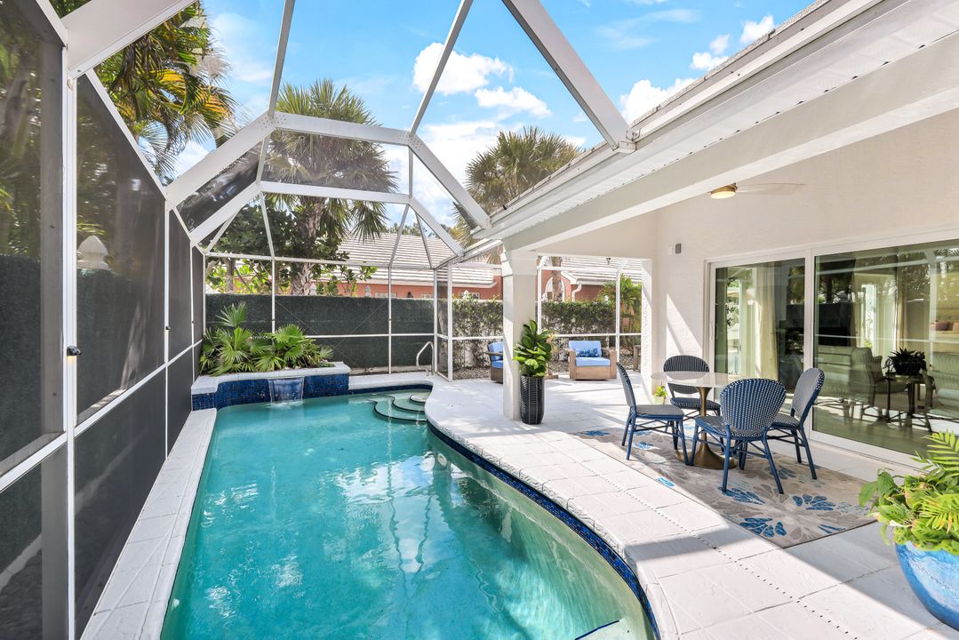 1262 Silverstrand Dr, Naples, FL 34110