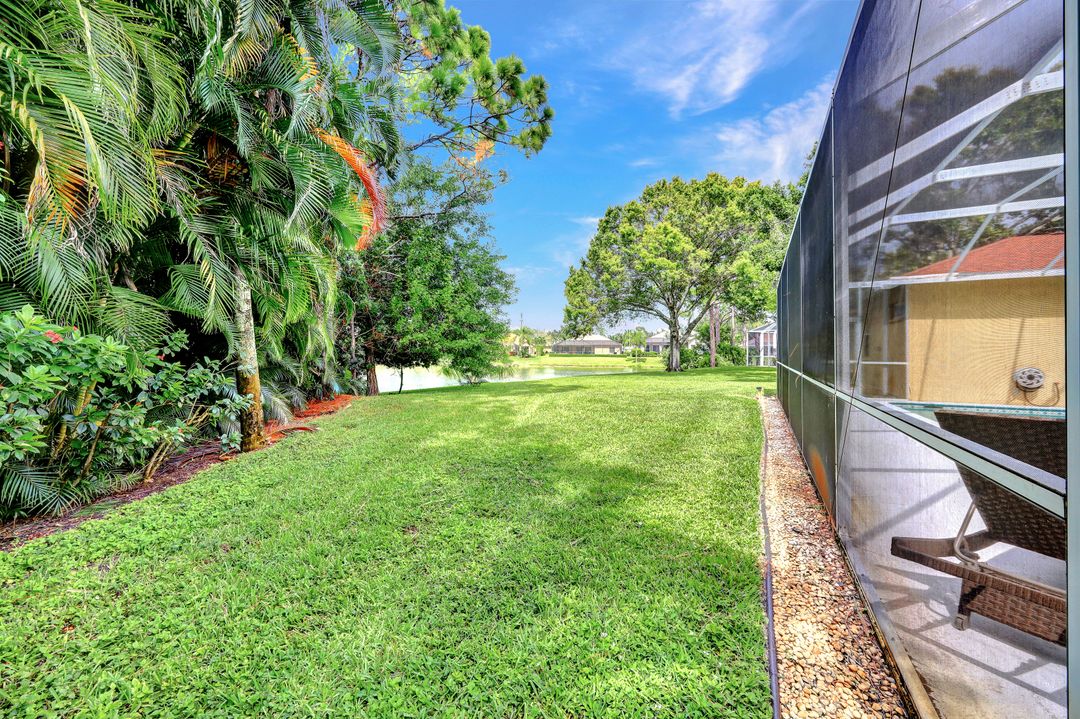 707 Teton Ct, Naples, FL 34104