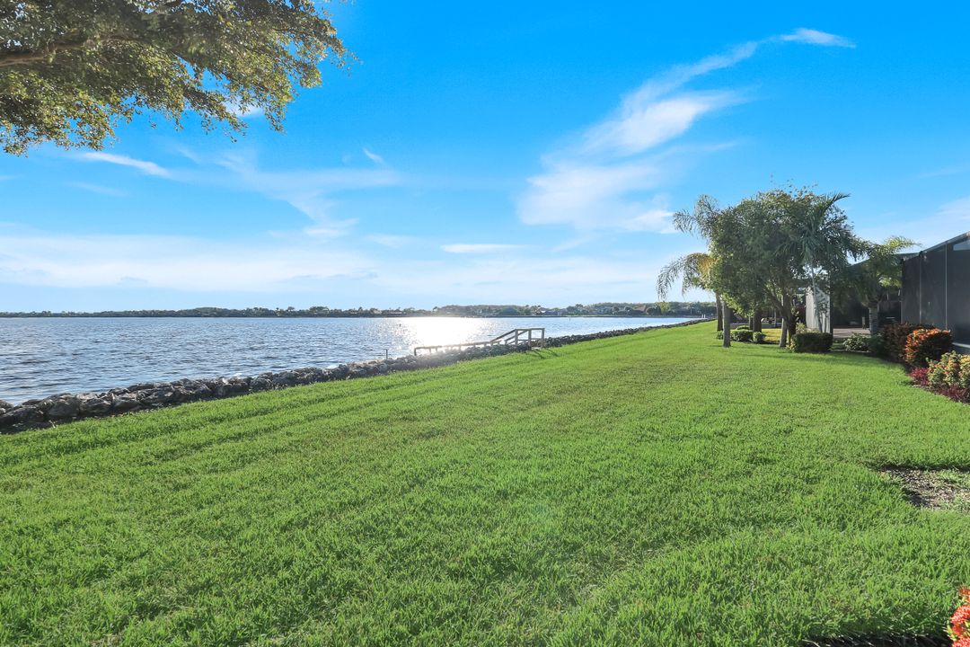 9305 Quarry Dr, Naples, FL 34120