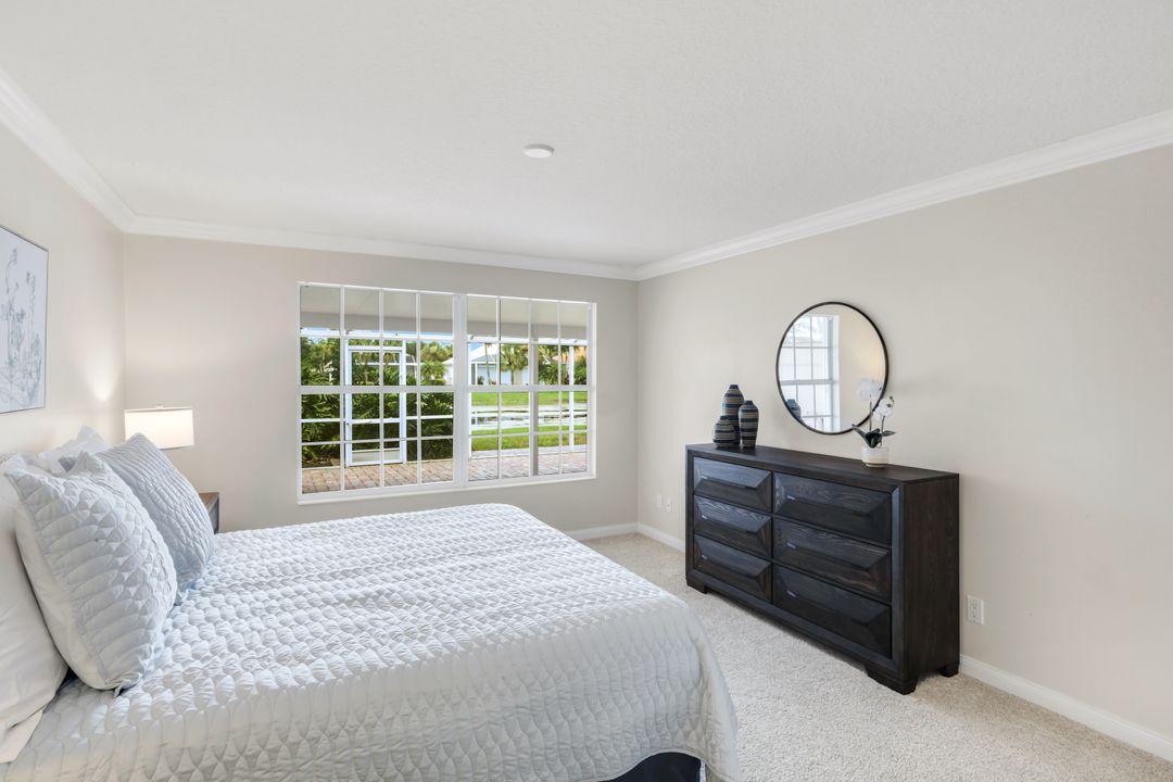 3093 Futuna Ln, Naples, FL 34119