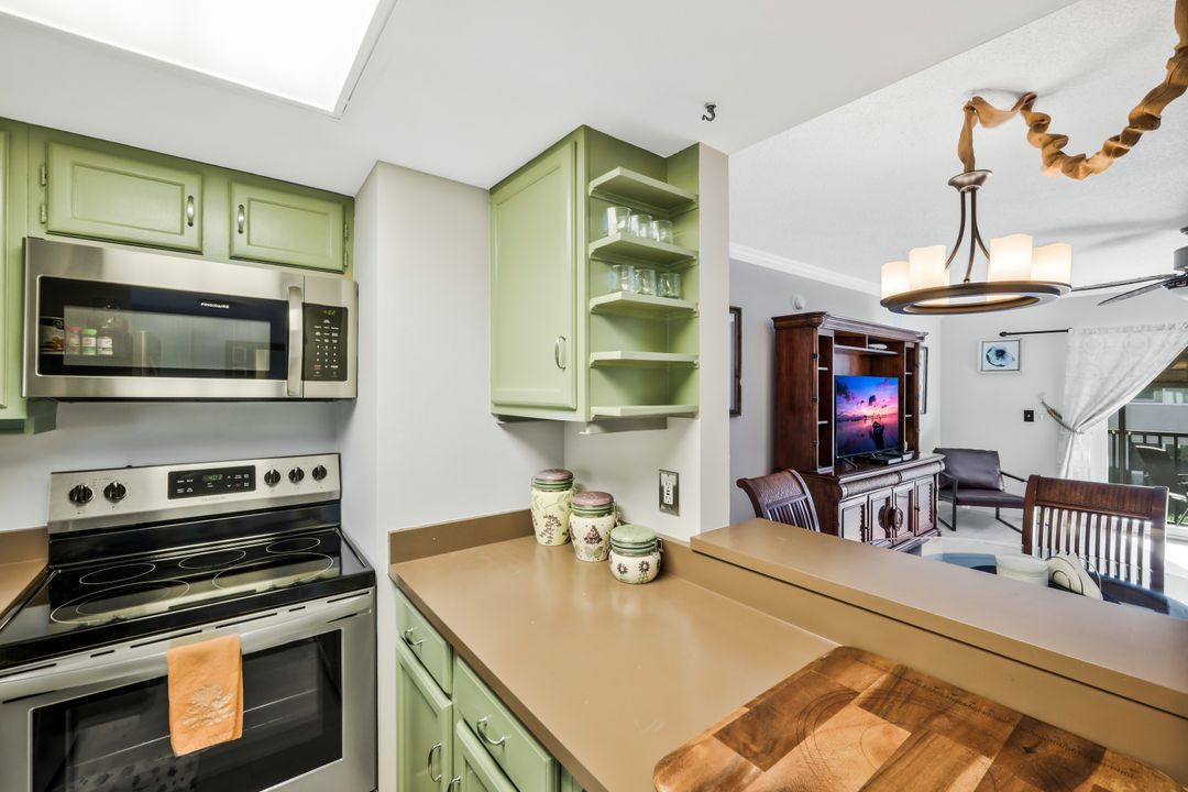 87 N Collier Blvd #j-23, Marco Island, FL 34145