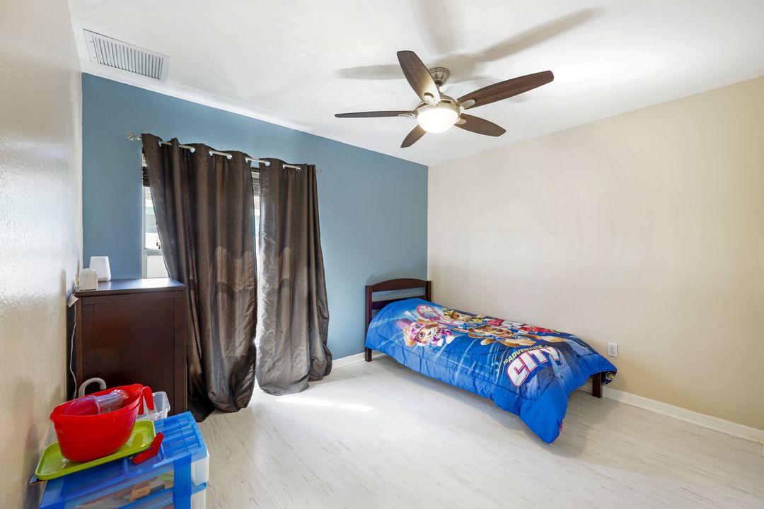 153 SE 27th Terrace, Cape Coral, FL 33904