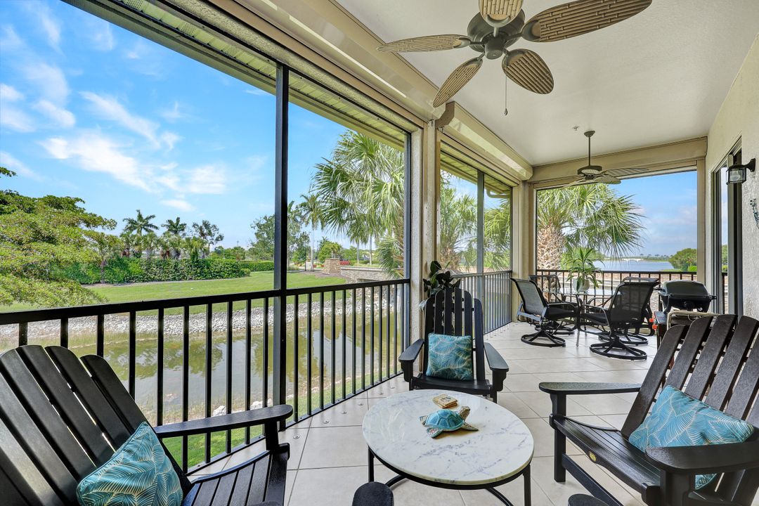 8723 Coastline Ct #202, Naples, FL 34120