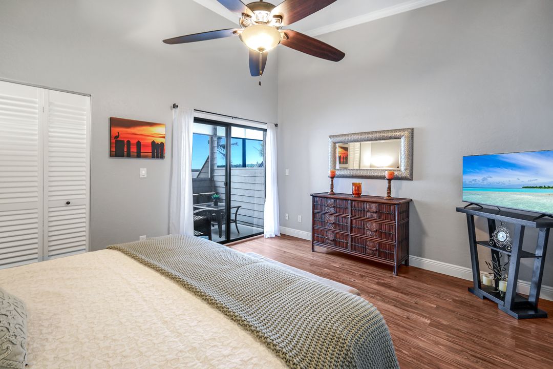 894 Buttonwood Dr #221, Fort Myers Beach, FL 33931