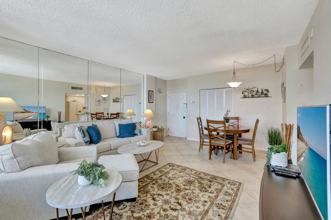 220 Seaview Ct #613, Marco Island, FL 34145