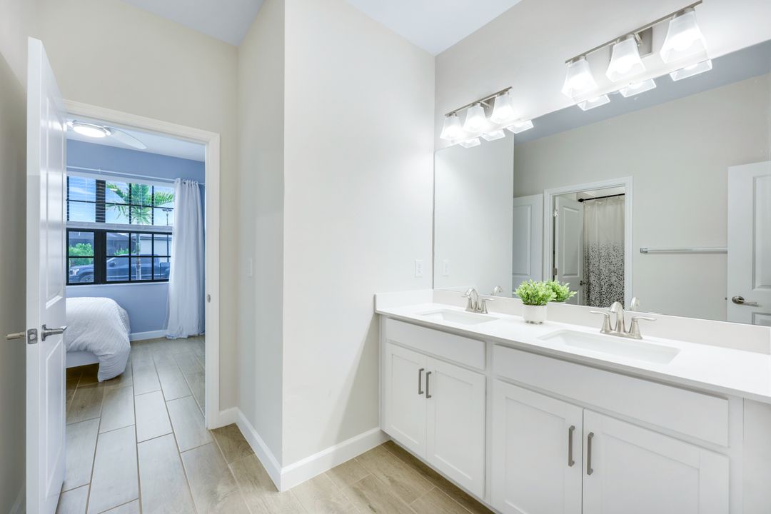 11243 Canopy Loop, Fort Myers, FL 33913