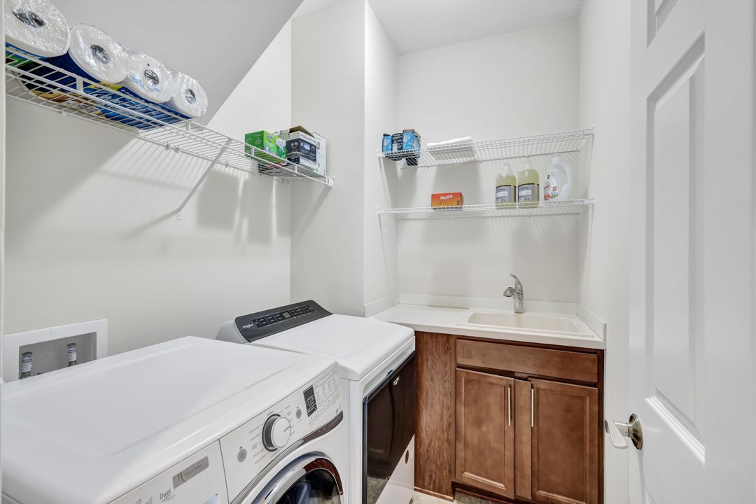 7103 Lily Way, Naples, FL 34114