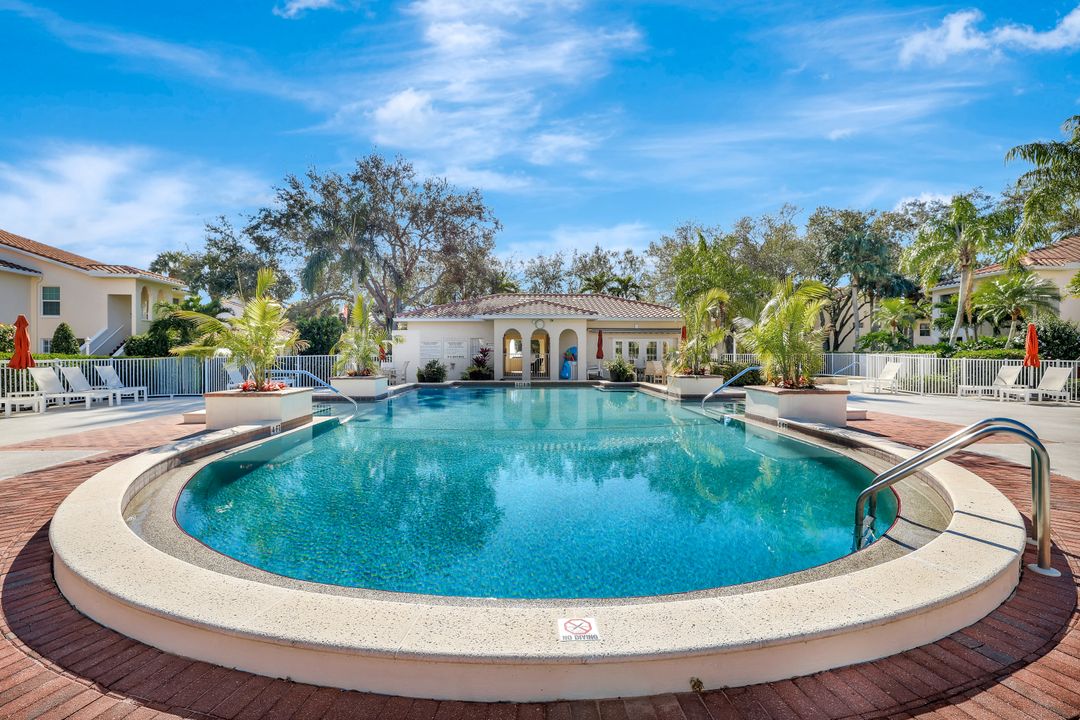 108 Siena Way #108, Naples, FL 34119