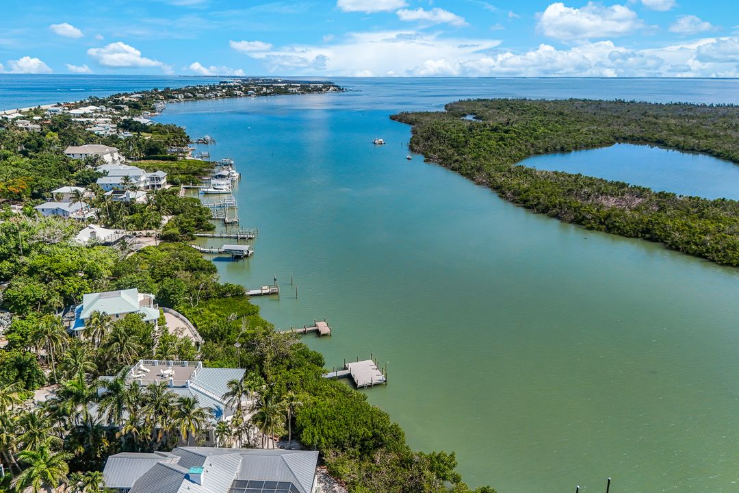 16211 Captiva Dr, Captiva, FL 33924