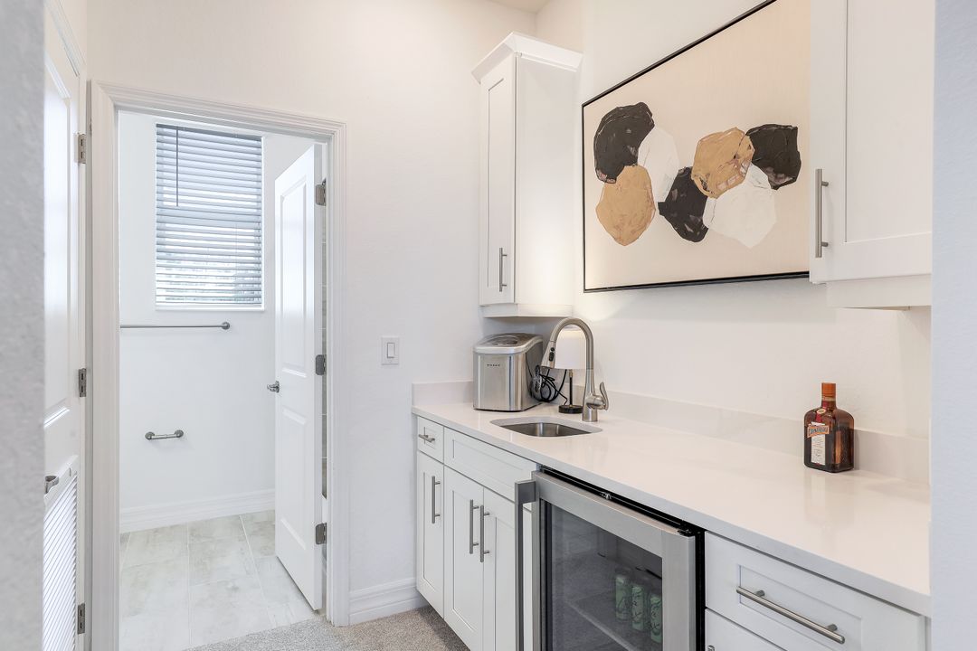 14187 Blue Bay Cir, Fort Myers, FL 33913