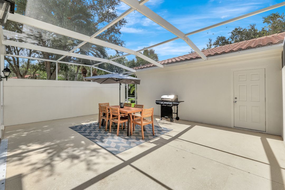 28508 Alessandria Cir, Bonita Springs, FL 34135