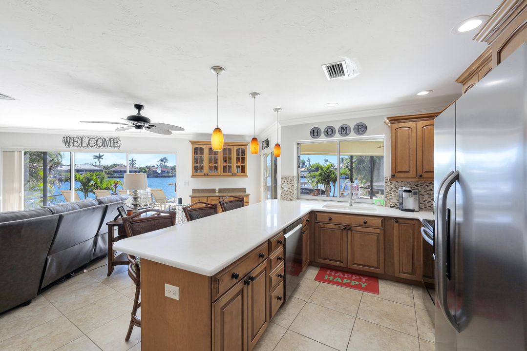 1235 Shenandoah Ct, Marco Island, FL 34145