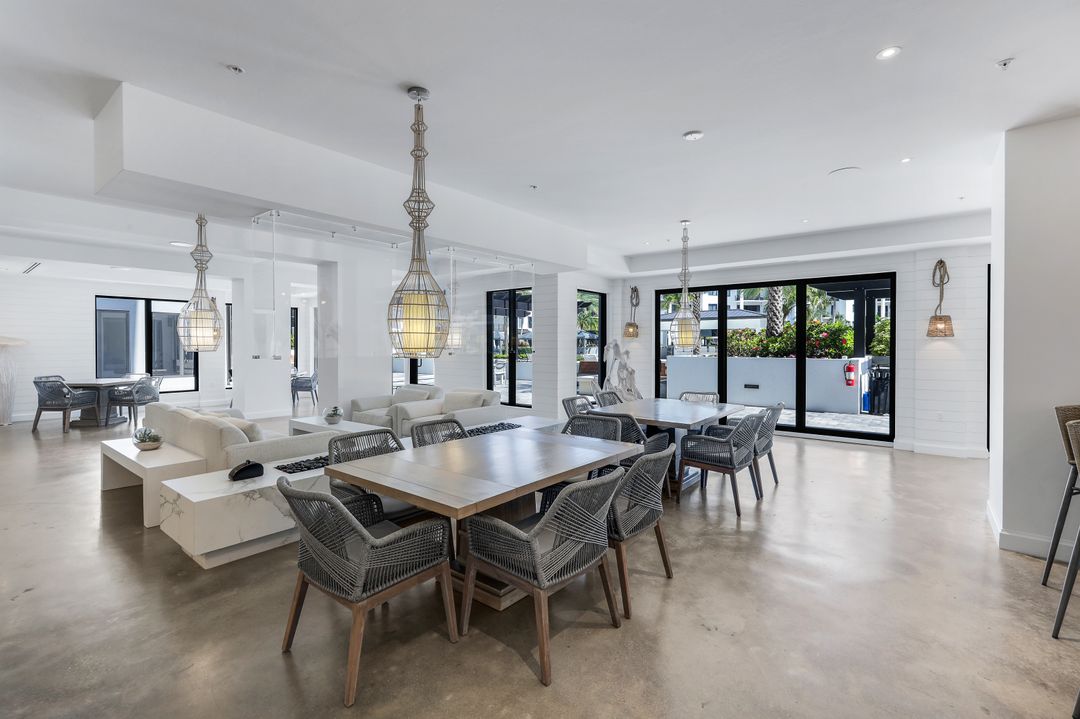 1125 Central Ave #571, Naples, FL 34102