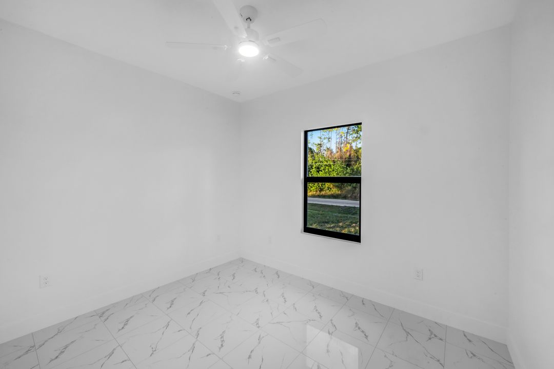 4805-4807 29th St SW, Lehigh Acres, FL 33973