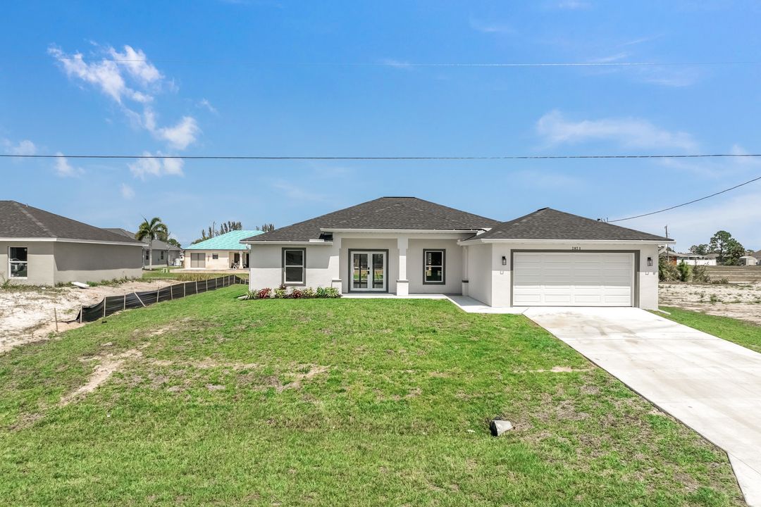 2821 NW 25th Ln, Cape Coral, FL 33993