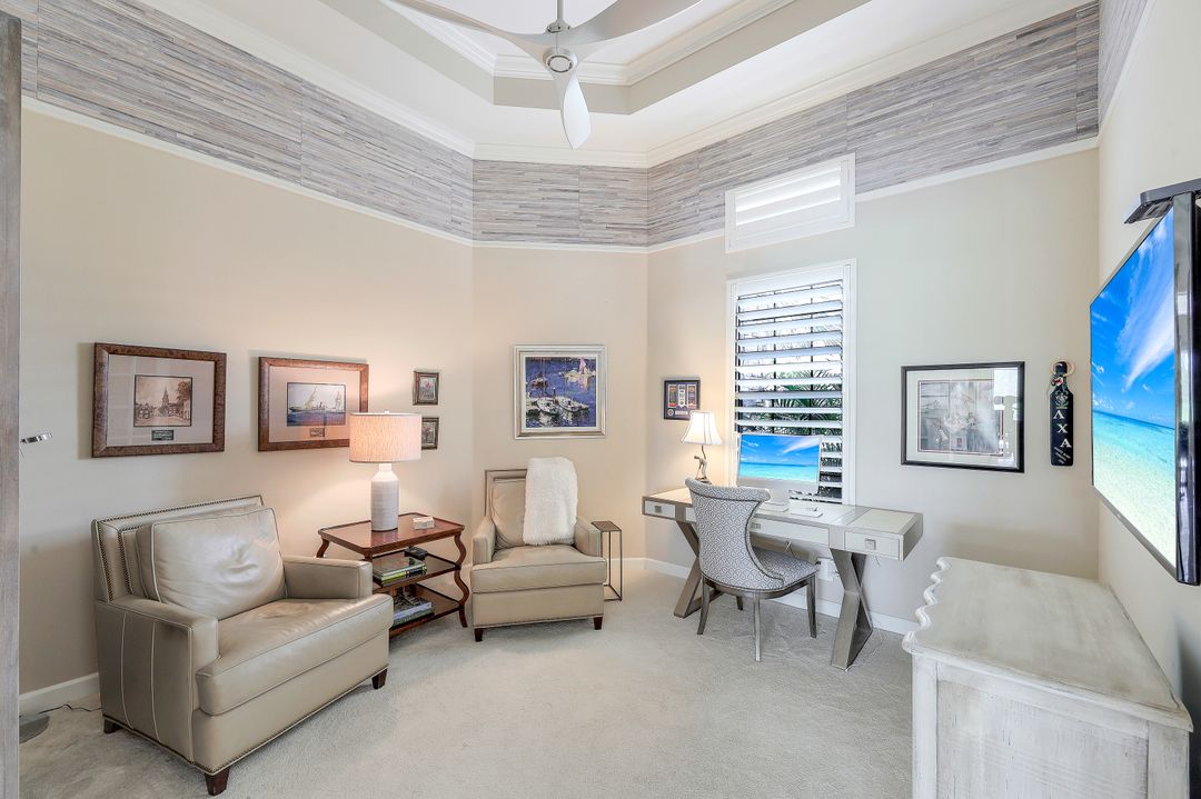 8668 Amour Ct, Naples, FL 34119