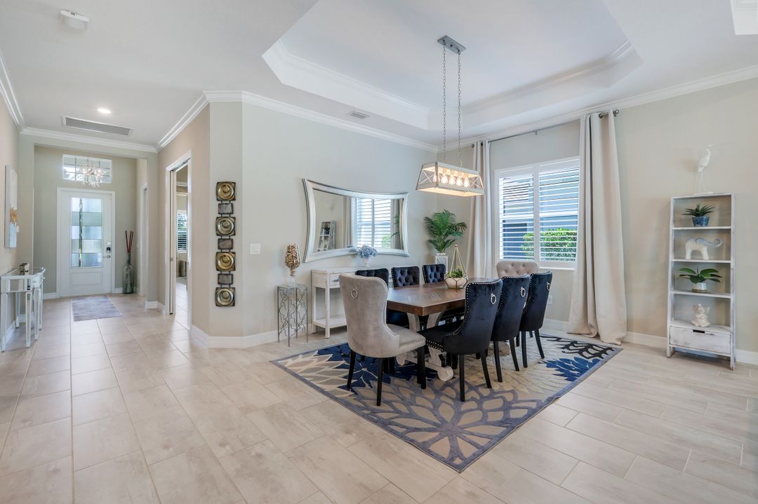 15242 Blue Bay Cir, Miromar Lakes, FL 33913