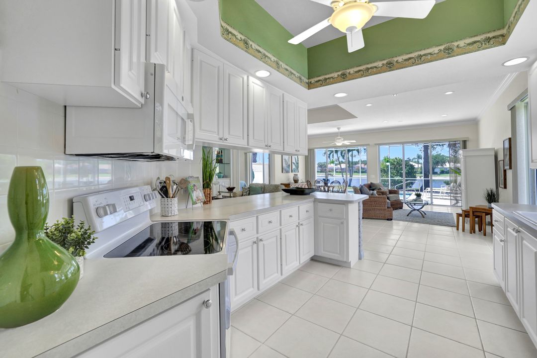 3713 Whidbey Way, Naples, FL 34119