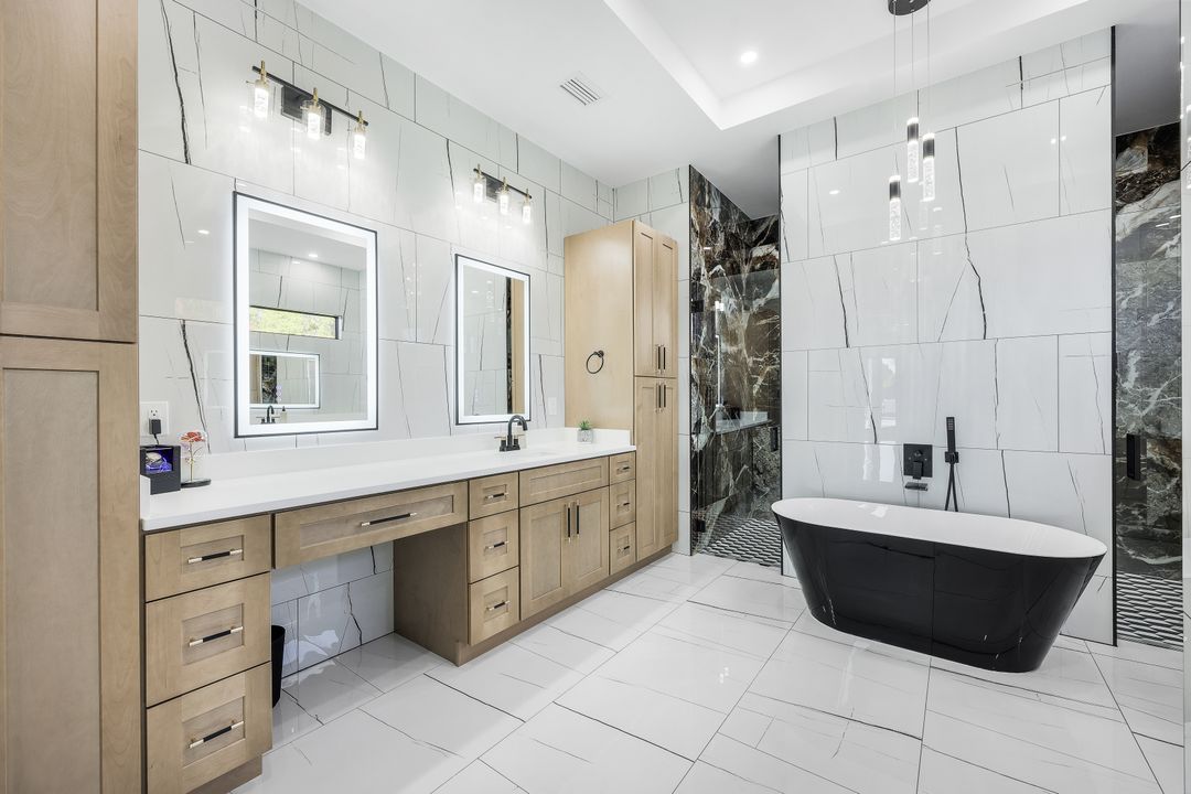 1104 E 6th St, Lehigh Acres, FL 33972