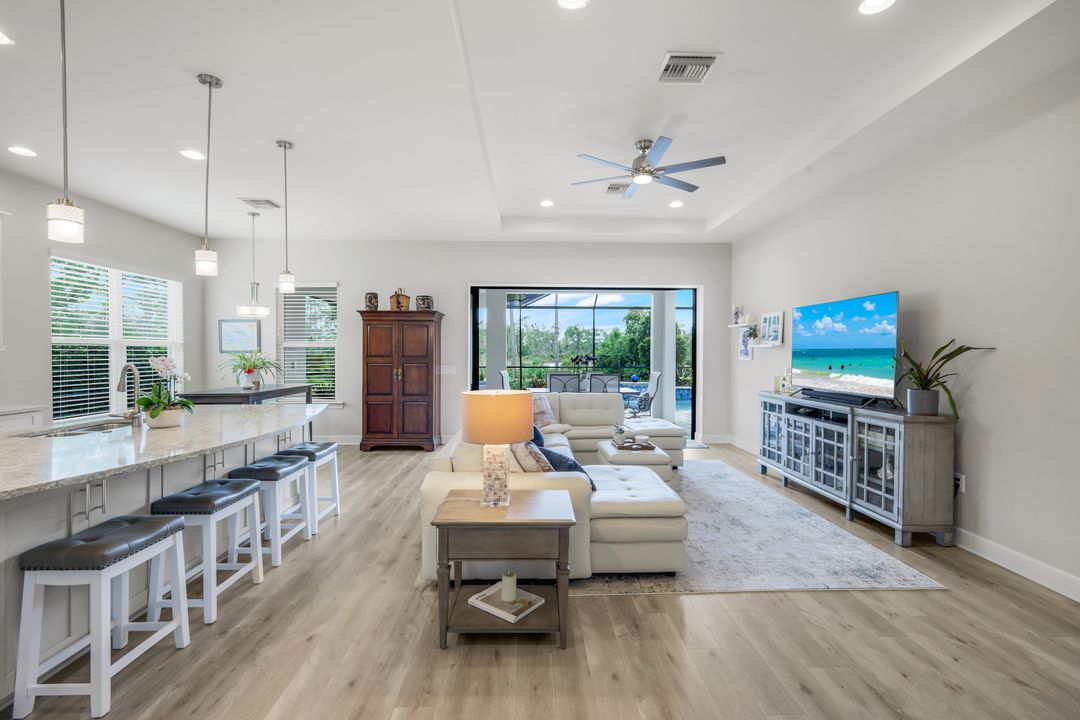 19687 Estero Pointe Ln, Fort Myers, FL 33908