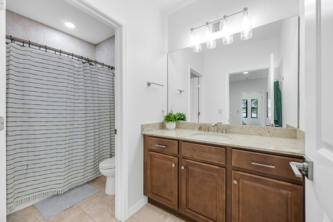 1399 Santiago Cir #1103, Naples, FL 34113