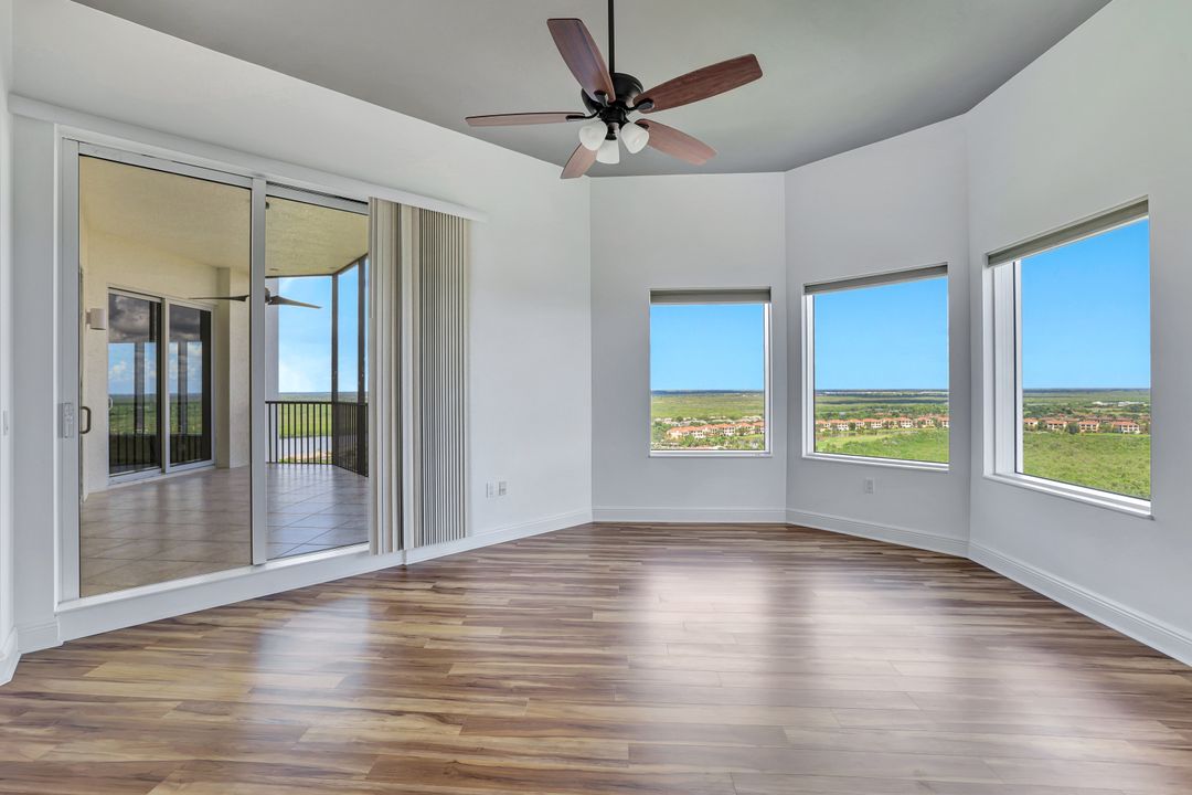 1060 Borghese Ln #2001, Naples, FL 34114