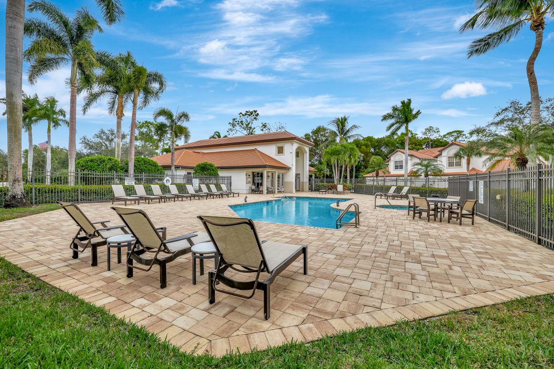 2540 Talon Ct #504, Naples, FL 34105