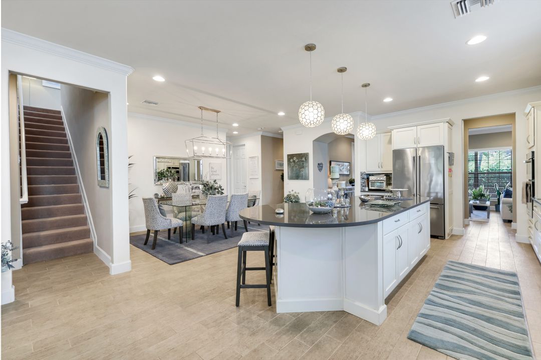 16345 Camden Lakes Cir, Naples, FL 34110