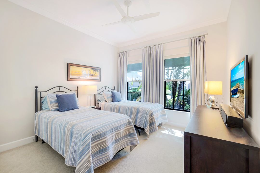 9433 Isla Bella Cir, Bonita Springs, FL 34135