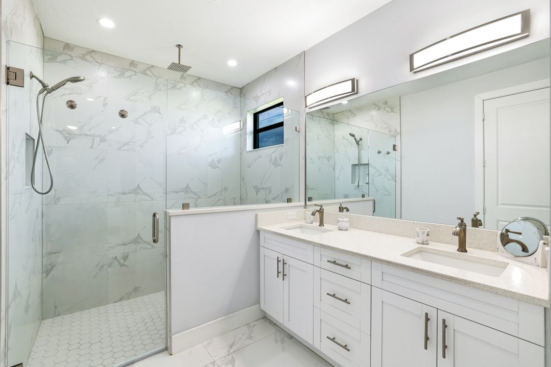 4217 24th Ave NE, Naples, FL 34119