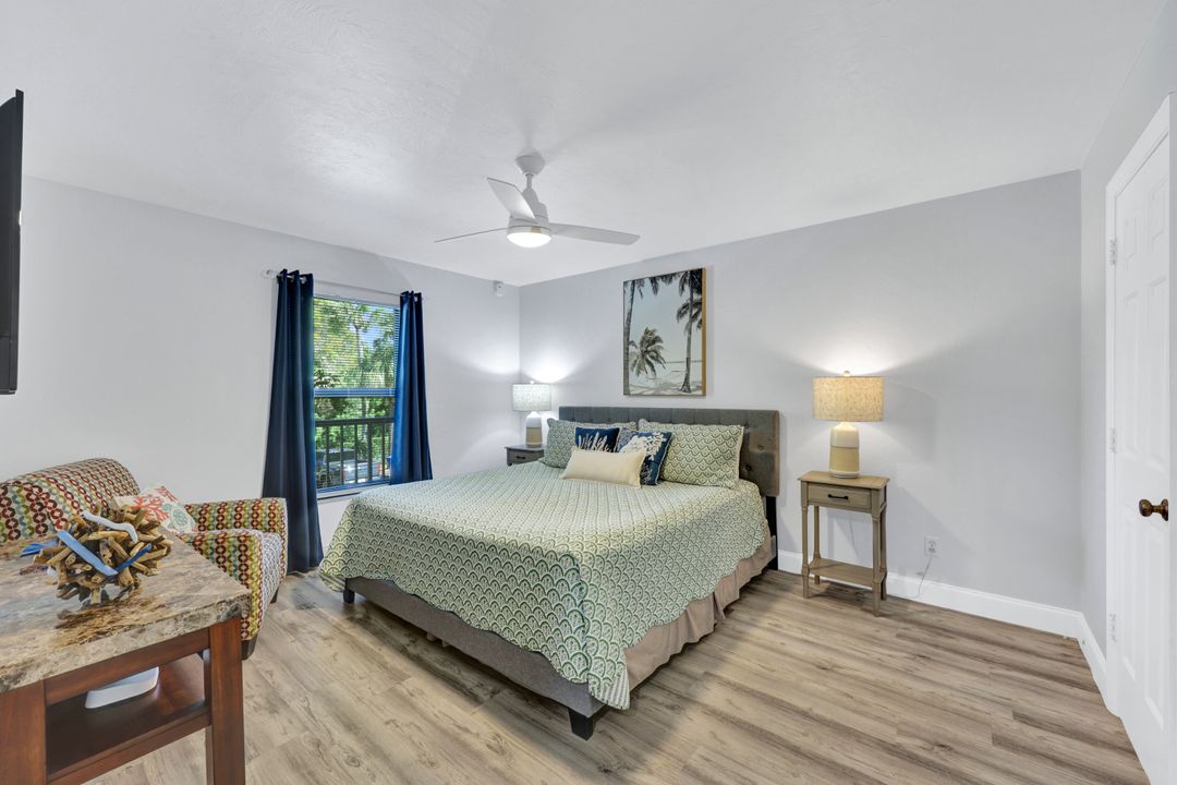 600 Neapolitan Way #257, Naples, FL 34103