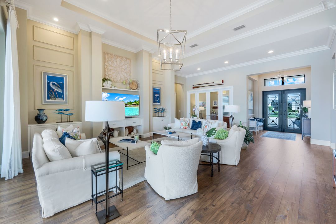 9010 Arrezo Ct, Naples, FL 34119