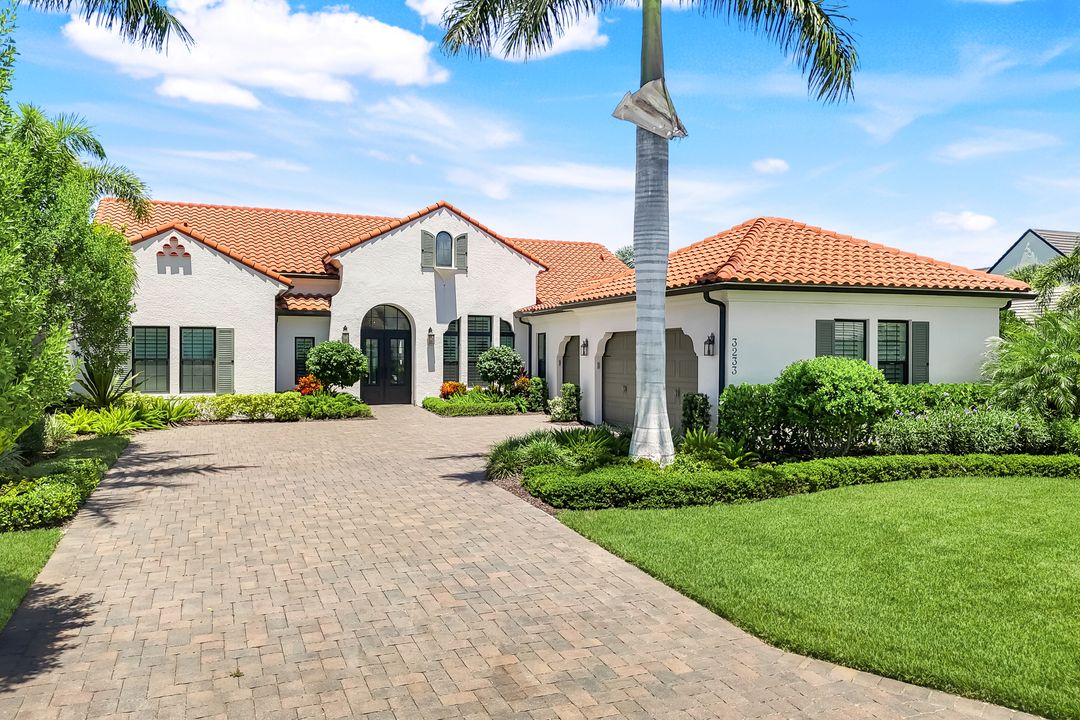 3233 Tavolara Ln, Naples, FL 34114