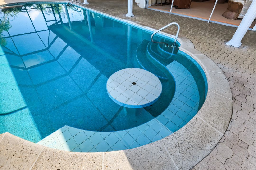 2227 Regal Way, Naples, FL 34110