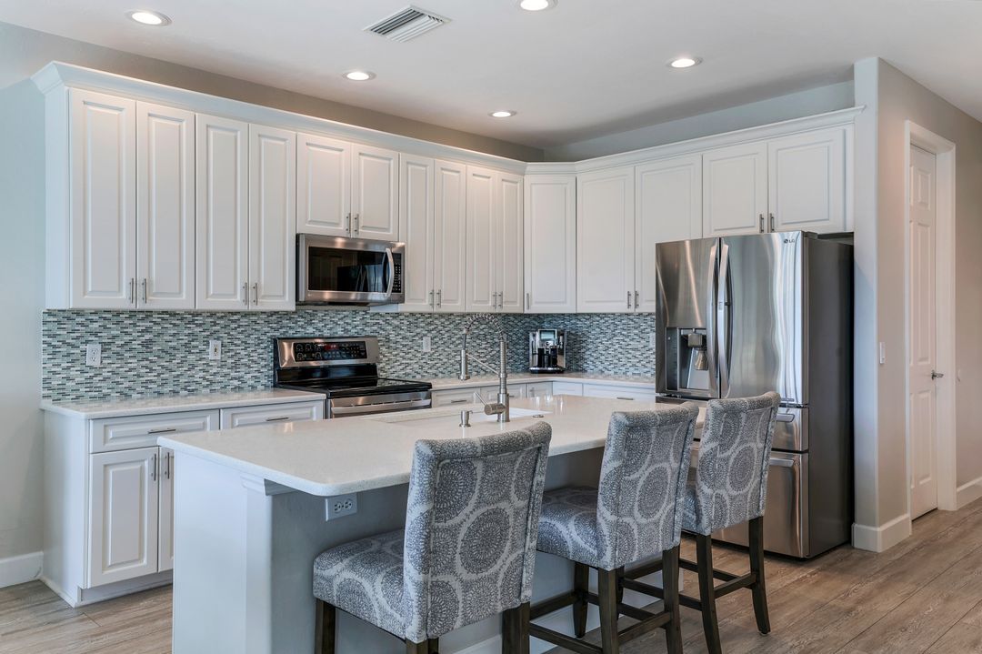 2648 Bellingham Ct, Cape Coral, FL 33991