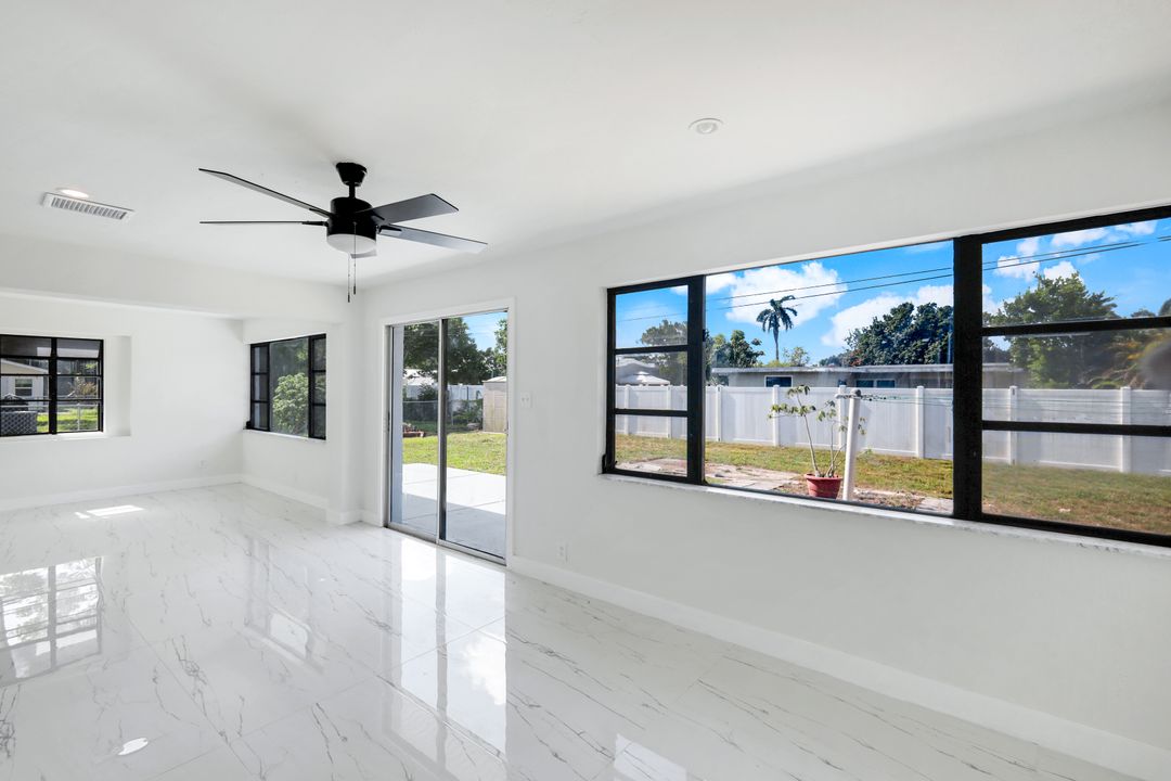 2118 Aldridge Ave, Fort Myers, FL 33907