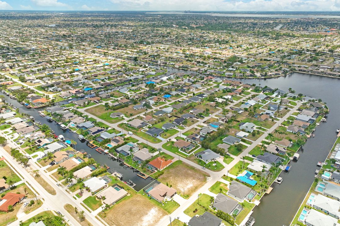 309 SW 47th St, Cape Coral, FL 33914