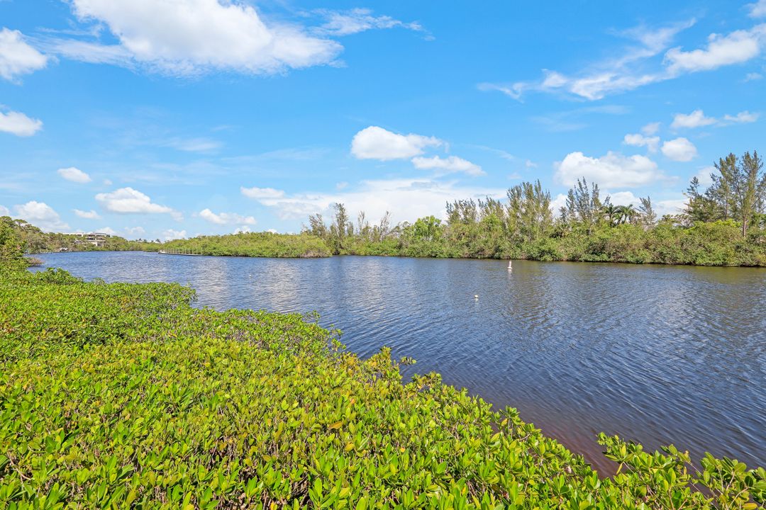 27820 Riverwalk Way, Bonita Springs, FL 34134