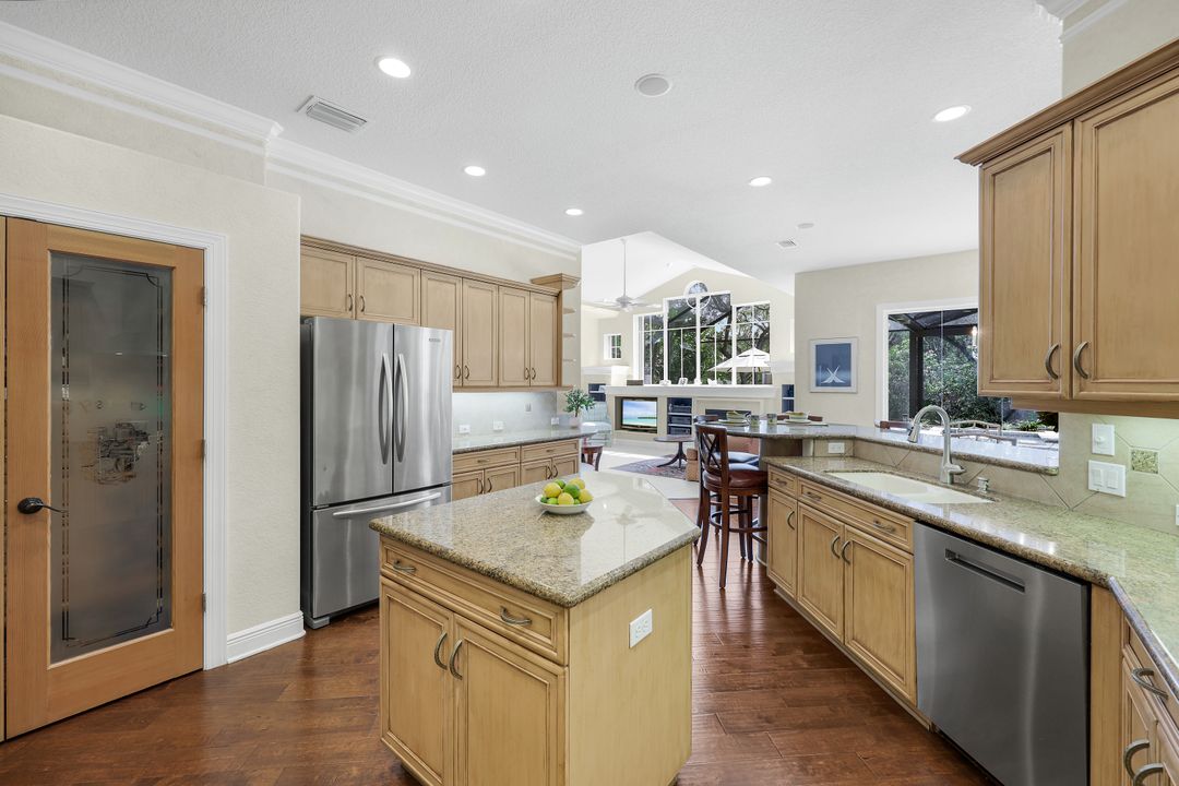 12531 Collier's Reserve Dr, Naples, FL 34110