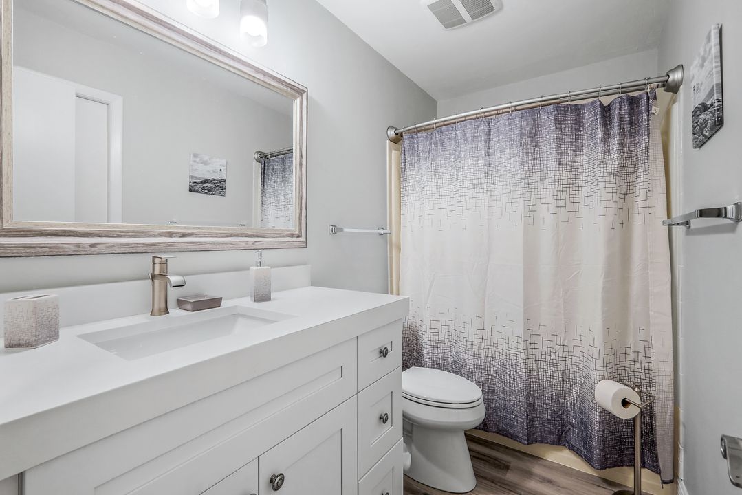 147 Forest Lakes Blvd #147, Naples, FL 34105