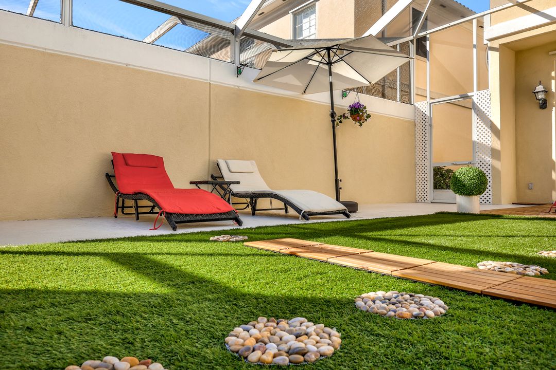 6210 Towncenter Cir, Naples, FL 34119