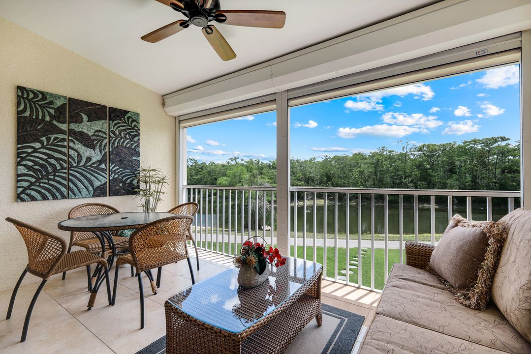 526 Lake Louise Cir #402, Naples, FL 34110