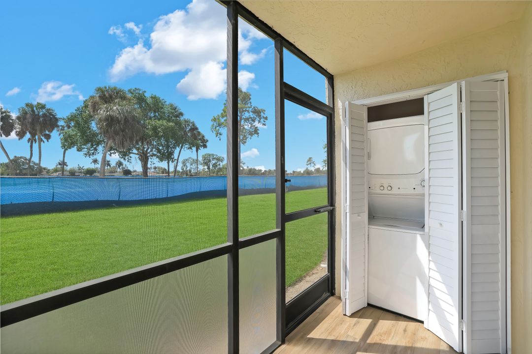 4346 27th Ct SW #101, Naples, FL 34116