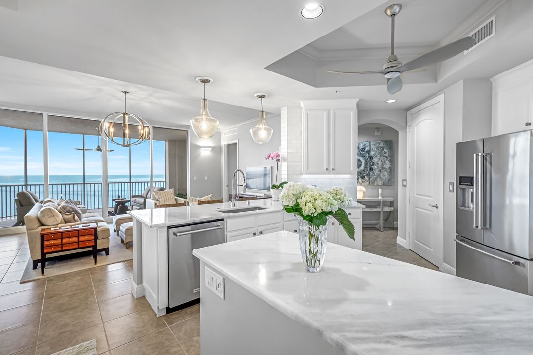2090 W First St #2105, Fort Myers, FL 33901