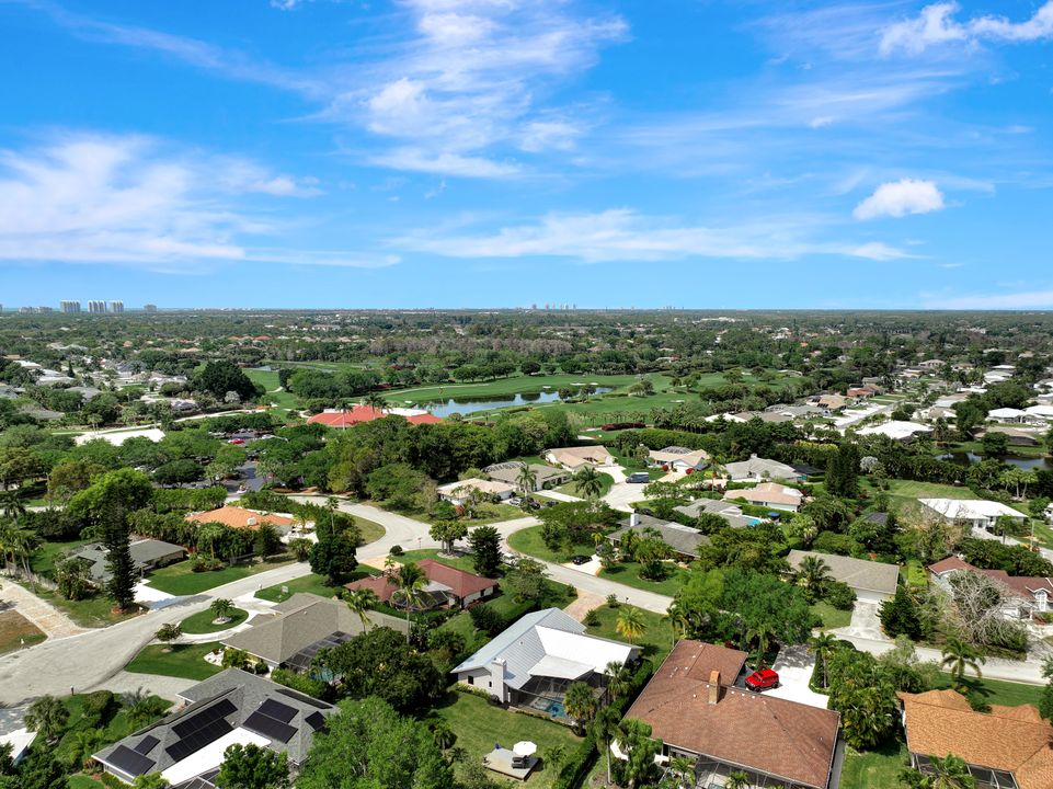 348 Country Club Ln, Naples, FL 34110