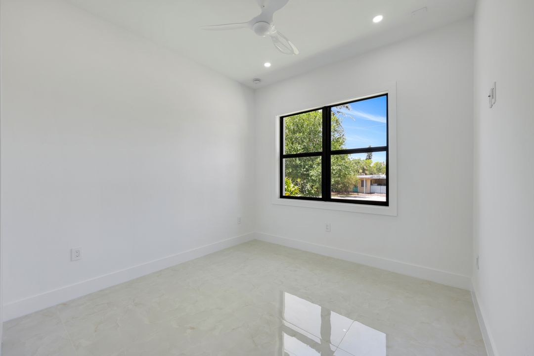 1312 Trail Terrace Dr, Naples, FL 34103