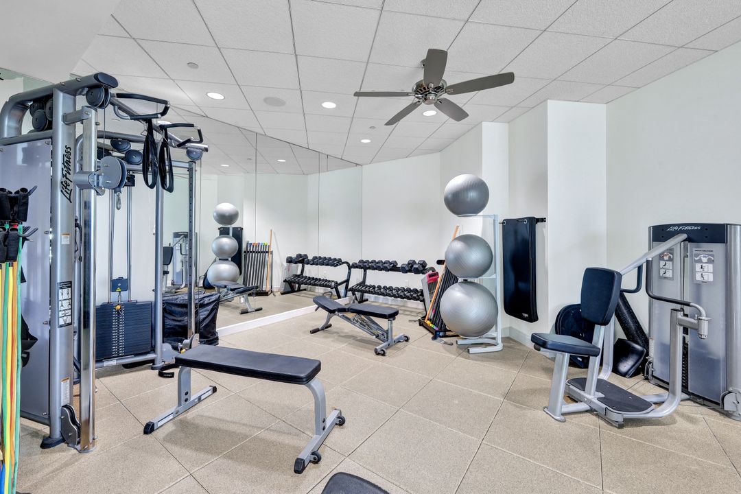 60 Seagate Dr #703, Naples, FL 34103