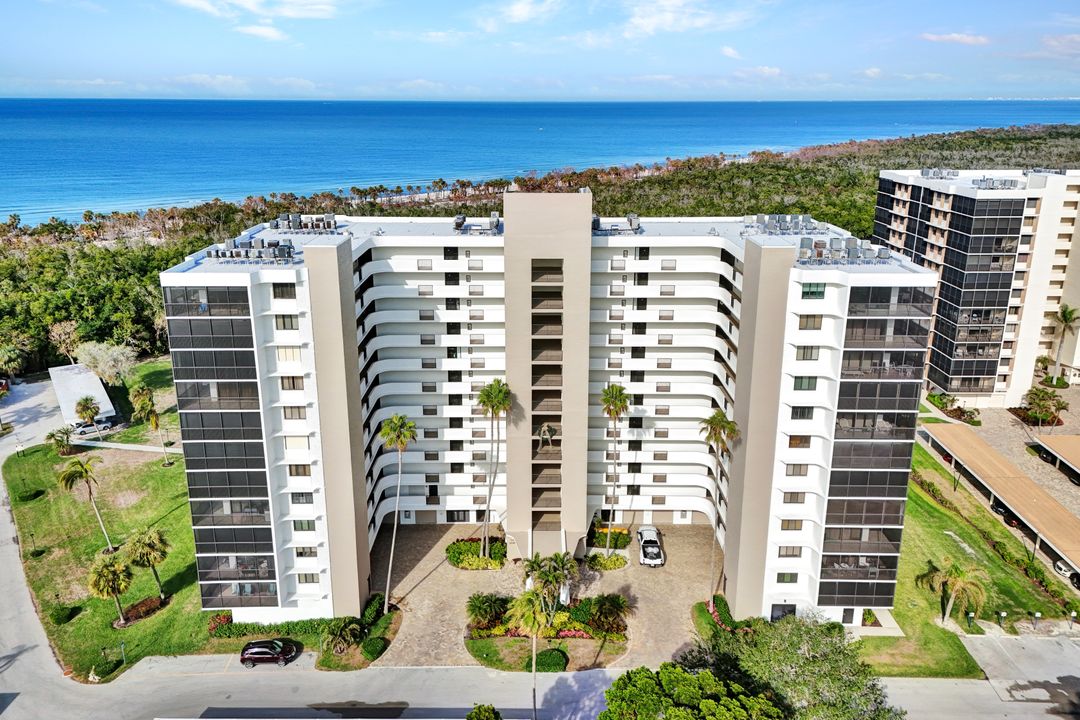 11 Bluebill Ave #1005, Naples, FL 34108